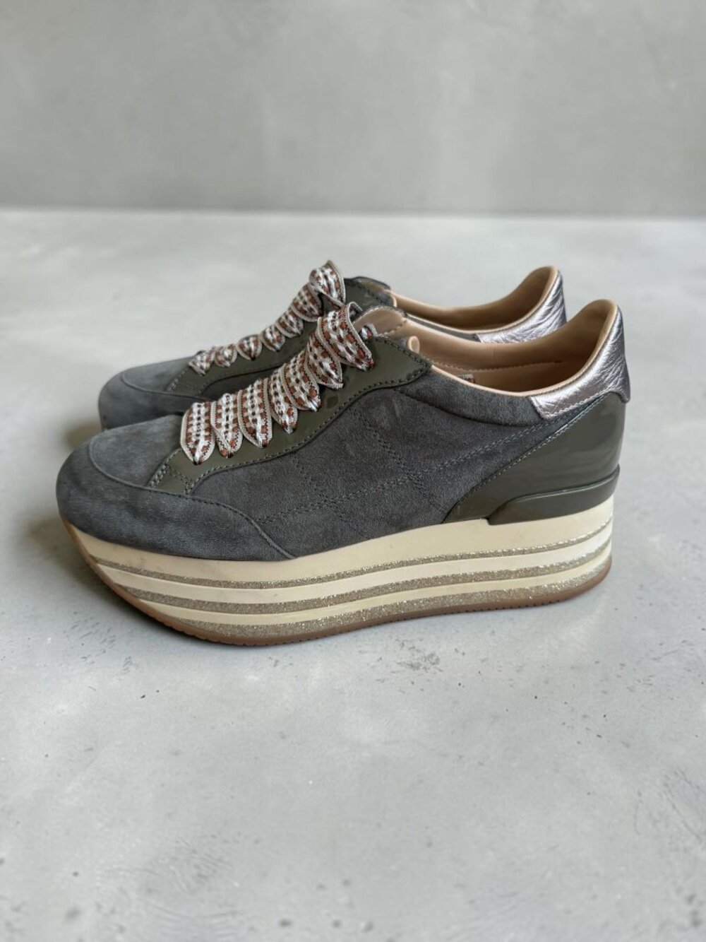 HOGAN Women’s H349 Gray Suede Platform Sneakers Size 38.5 / US 8.5